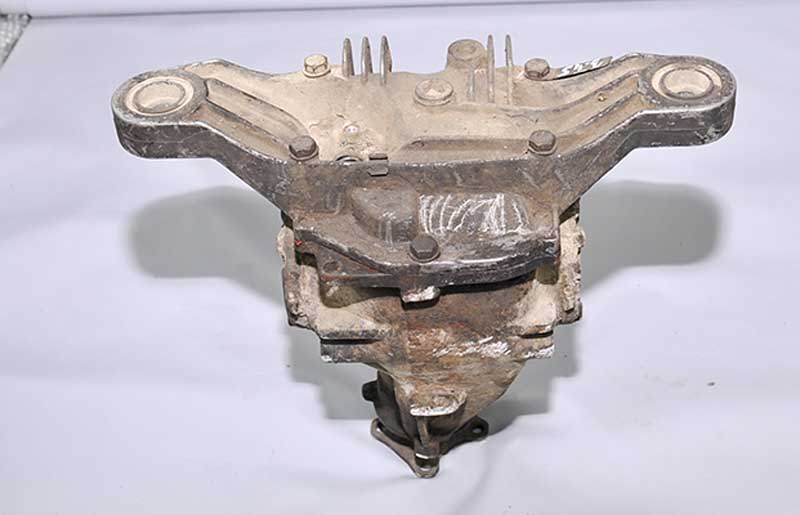BMW 5 SERİSİ ÇIKMA YEDEK PARÇA ÇIKMA BMW PARÇA E 36 3 SERİSİ DİFARANSİYEL